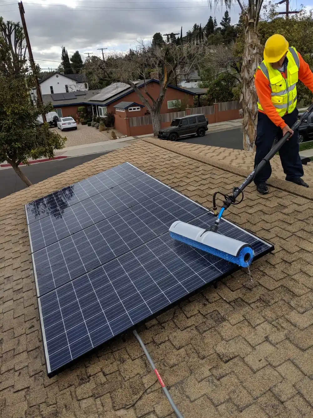 Solar Panel Cleaning Services